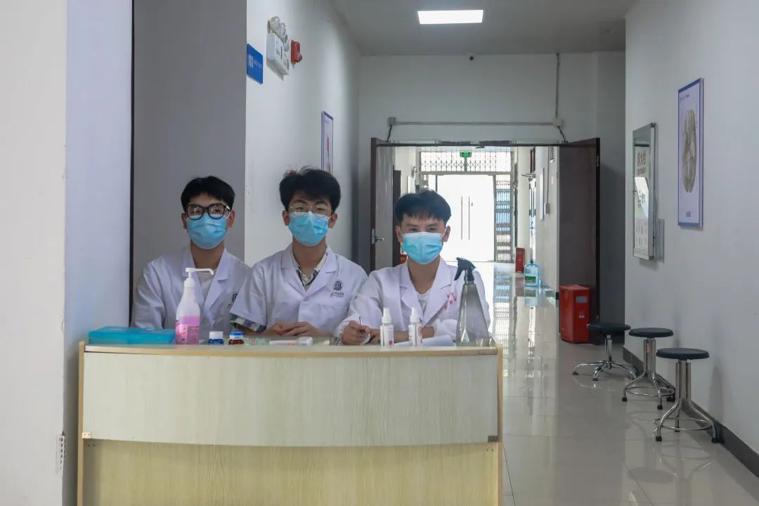 “疫”線有你，何懼風(fēng)雨！