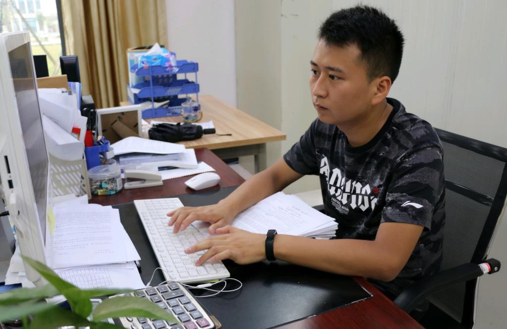 國家獎學(xué)金獲得者湯偉:腳踏實地 踏歌長行—湖北恩施學(xué)院《天南地北 桃李芬芳》系列