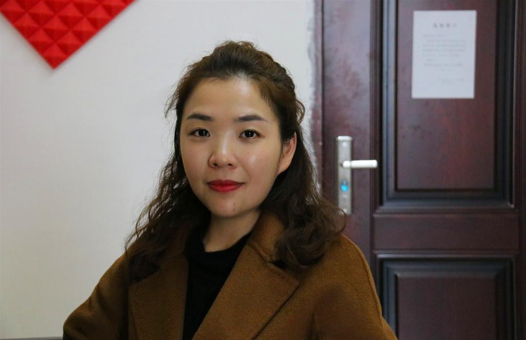 音樂老師楊侃侃：琴房里的音樂魔法師