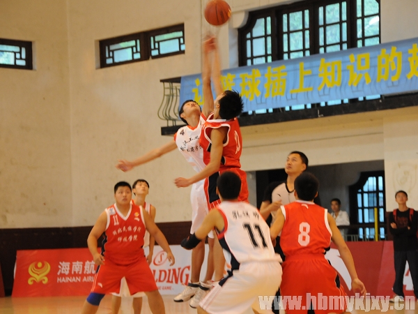 科技學(xué)院籃球隊(duì)過(guò)關(guān)斬將再贏武工商院