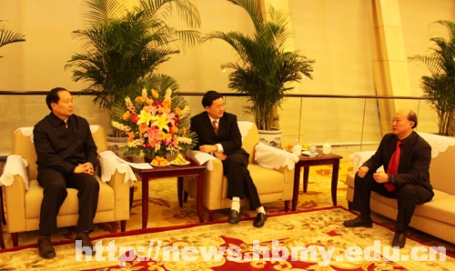 胡茂成在北京專題匯報落實委省共建協(xié)議情況