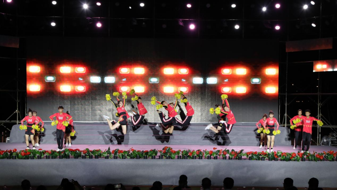 2022屆學(xué)士學(xué)位授予儀式暨畢業(yè)生晚會