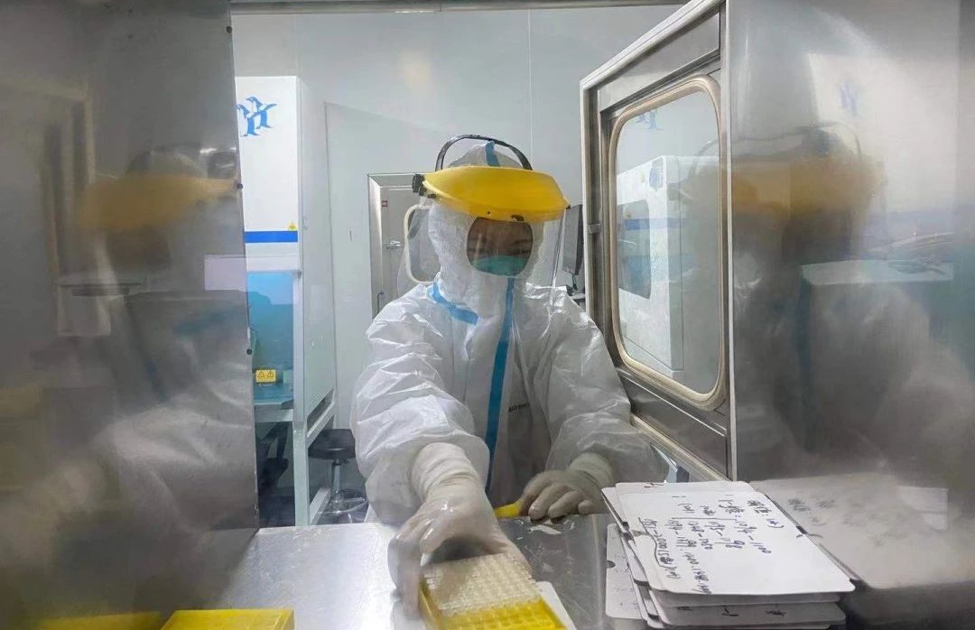 湖北恩施學(xué)院徐芷玥：最好的成長，就是危難來臨之時，我能與父母并肩作戰(zhàn)。