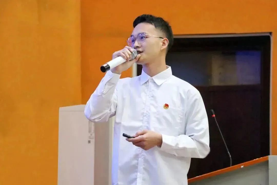 點(diǎn)贊新青年Vol.12｜“一個(gè)都不能少”的他，成為了自強(qiáng)不息的他！