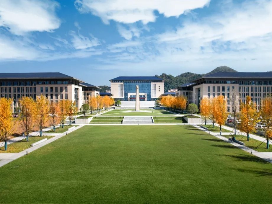 周末你好｜全新恩施學(xué)院秋日壁紙，無(wú)瑕！免費(fèi)出！